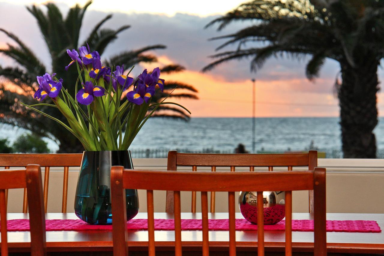 Afribode'S Adenium Beachfront Appartement Kaapstad Buitenkant foto