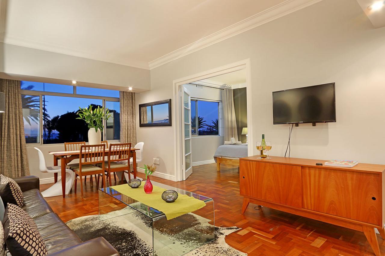 Afribode'S Adenium Beachfront Appartement Kaapstad Buitenkant foto